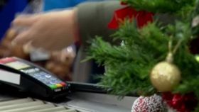 VIDEO Cadourile de Crăciun, cumpărate în rate. Numărul tranzacțiilor în rate explodează înainte de sărbători